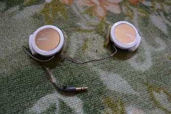 makitori headphone 1.jpg